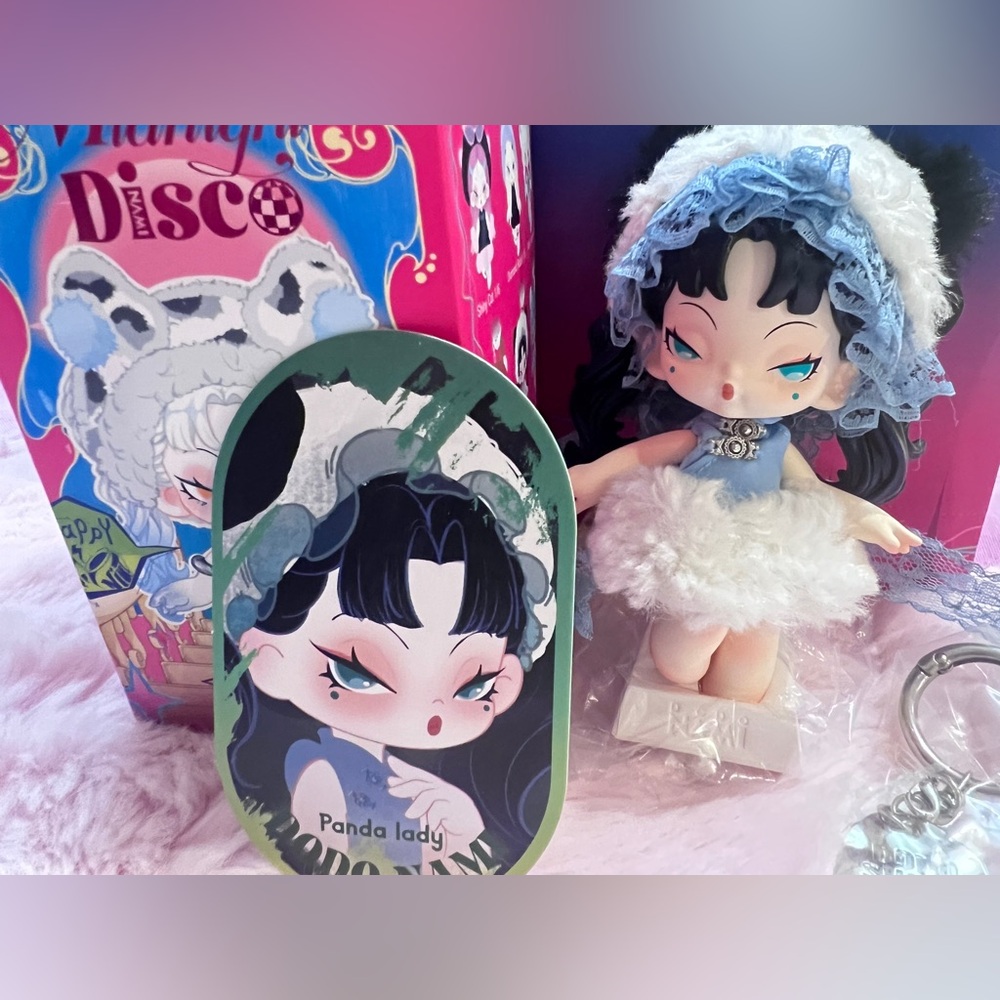 “Panda Lady “ From “DODO NAMI” Midnight Disco Series Figure